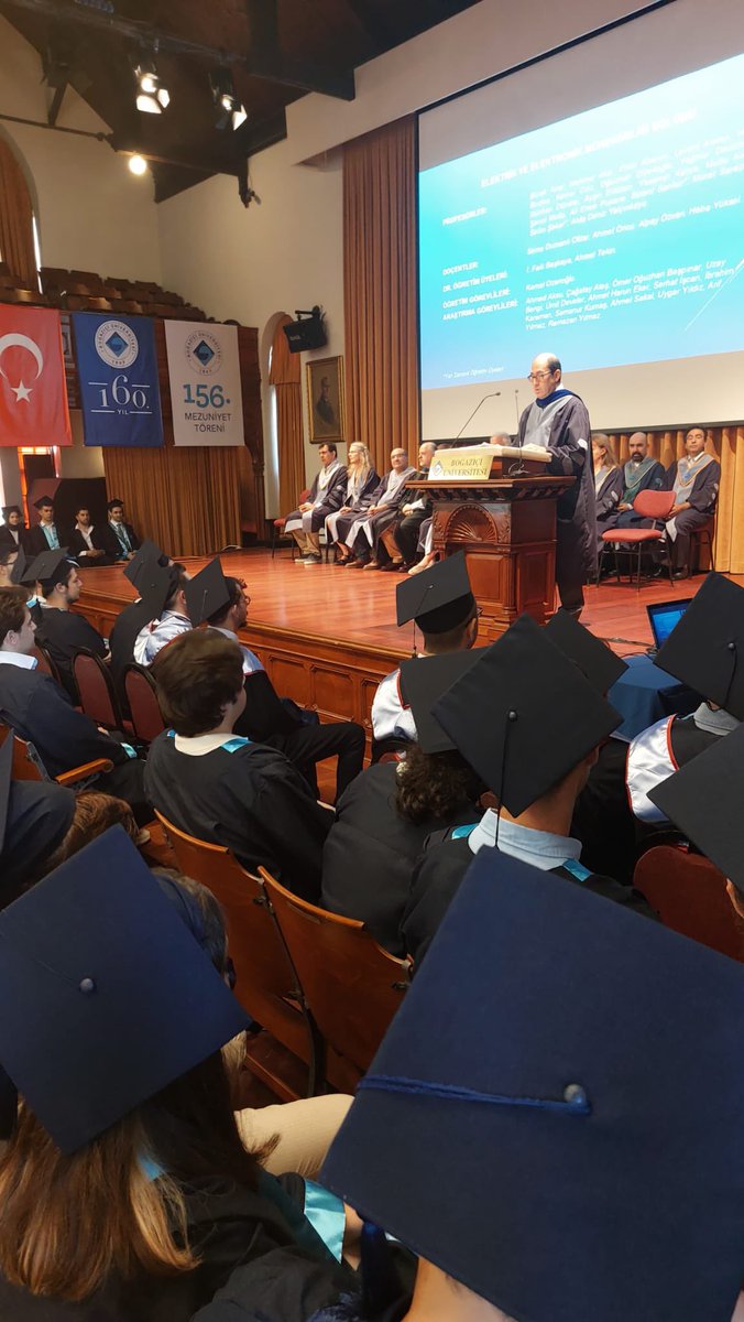 UniBogazici's tweet photo. Mühendislik Fakültesi diploma töreni Albert Long Hall’de başladı!
#BUalways https://t.co/qKXbB5EIc9