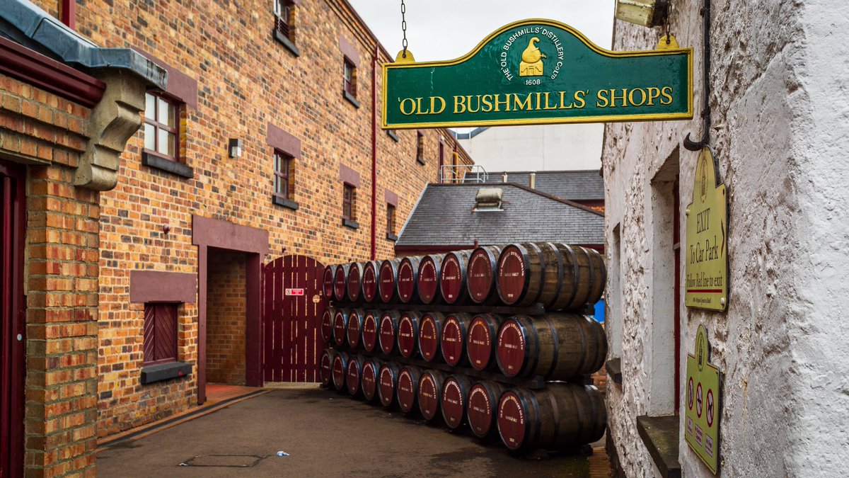 Distillerssauce's tweet photo. Delighted that award winning @SauceRaspberry &amp; @Distillerssauce are Now on the shelves in the shop at the world famous Old Bushmills Whiskey Distillery @Food_NI @guildoffinefood @BlasNahEireann @exploreccag @VisitCauseway @BushmillsUK @BushmillsIRL https://t.co/0icXqJfPuN