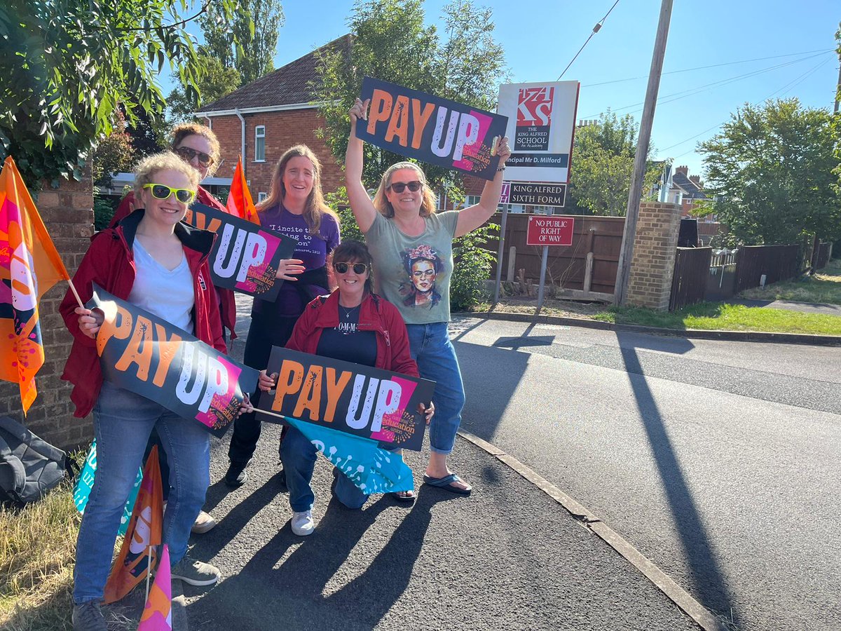 Last picket of the year at Burnham where our members are still standing strong!