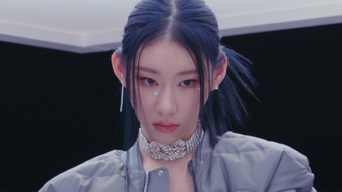 ITZY <KILL MY DOUBT> CONCEPT CLIP 1
youtu.be/zd5yhmOXnqE

#ITZY #MIDZY <a href="/ITZYofficial/">ITZY</a>
#ITZYComeback
#ITZY_KILLMYDOUBT
#ITZY_CAKE