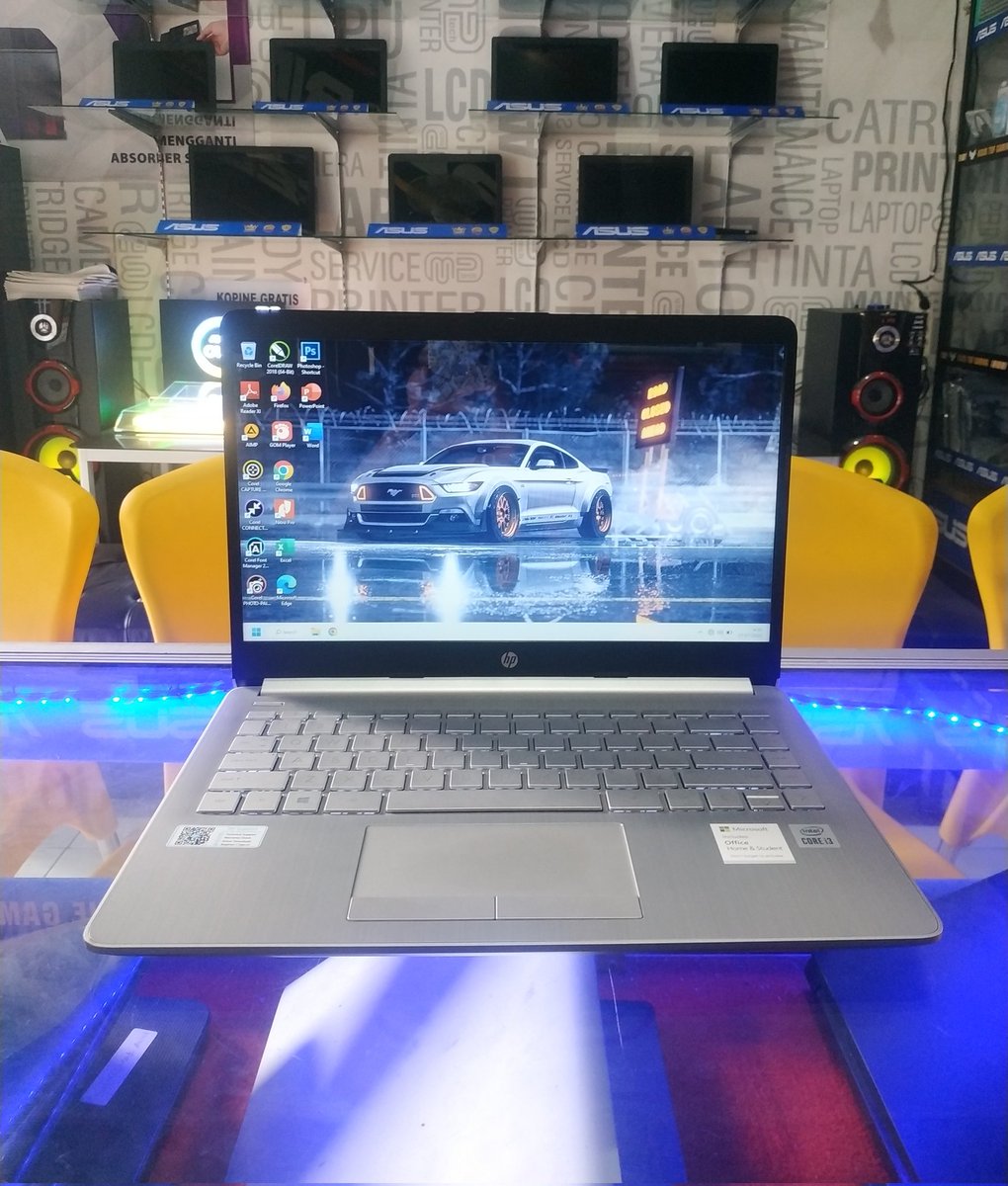 apaya0456's tweet image. Dijual laptop second Hp 14s-CF
Spesifikasi:
Intel Core i3-10110U
Ram 4Gb
SSD 256Gb
Kelengkapan:
Unit✔️
Charger✔️
Tas✔️
Lokasi pengiriman Prambon Nganjuk
#Laptop #ASUS #laptopsecond #elektronik