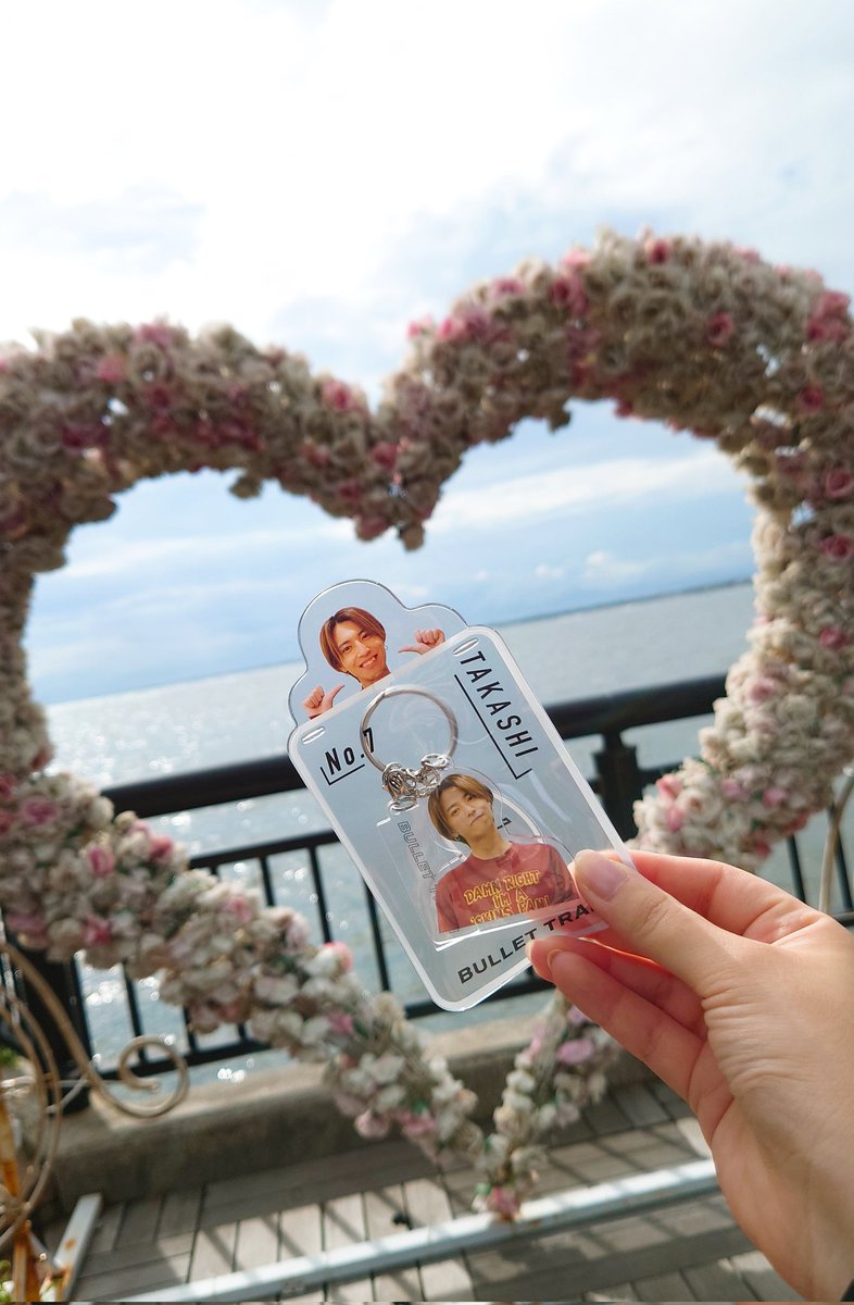 onasu_umaide07's tweet photo. 新規のためお友達ゼロからのスタートです😿
年齢性別問わず仲良くしていただけたら嬉しいです✨
7号車推しです🤍

#8号車さんと繋がりたい 
#8号車さんと繋がりたくてガッタンゴットン 
#超特急好きな人と繋がりたい
#フォロワーさんのフォロワーさんと繋がりたい https://t.co/TMAizcUZhQ