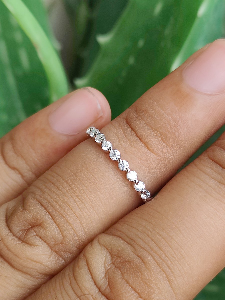 SwiftDiamond6's tweet image. Eternity Band Round Cut Half Diamond Band 0.359CT Moissanite Matching Band Stacking Band eternity Wedding Band Anniversary Ring Vintage Band.
#roundcutring
#Matchingband
#Stackingband
#yellowgoldring
#diamondband
#halfeternityband
#Eternityband
#vintageband
#weddingring