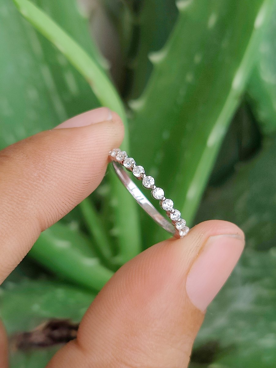 SwiftDiamond6's tweet image. Eternity Band Round Cut Half Diamond Band 0.359CT Moissanite Matching Band Stacking Band eternity Wedding Band Anniversary Ring Vintage Band.
#roundcutring
#Matchingband
#Stackingband
#yellowgoldring
#diamondband
#halfeternityband
#Eternityband
#vintageband
#weddingring