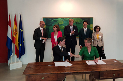 SpainBiz_VE's tweet photo. #News #Noticias #Negocios 

🚚✈️Las asociaciones del hidrógeno de España y Países Bajos unen fuerzas

https://t.co/w39MP7Dqk0

 #InvestinSpain #EnergiasRenovables #Emprendimiento https://t.co/90nTViL5tV