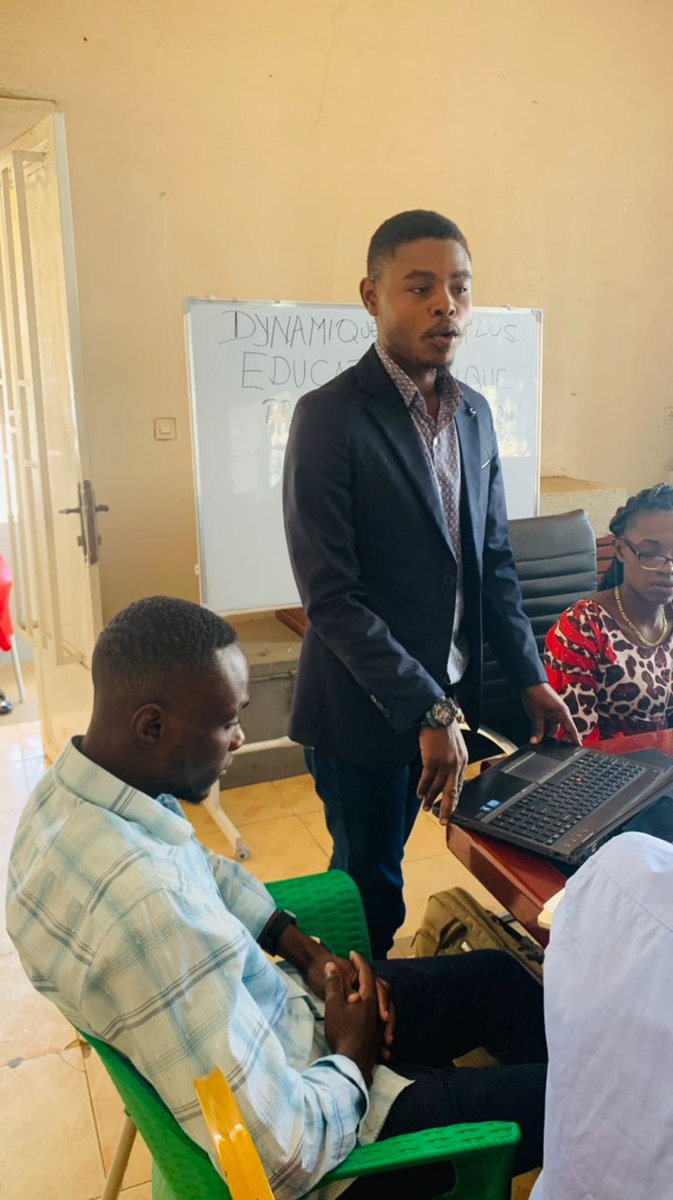 DynamiqueUmoja's tweet photo. Dans le but de contribuer à la réduction des conflits en cette période où la société  est menacée, La Coordination du haut katanga a renforcé les capacités des jeunes de Lubumbashi sur l'analyse du contexte, des conflits ainsi que lsur a manipulation. https://t.co/BFpySn5Swk