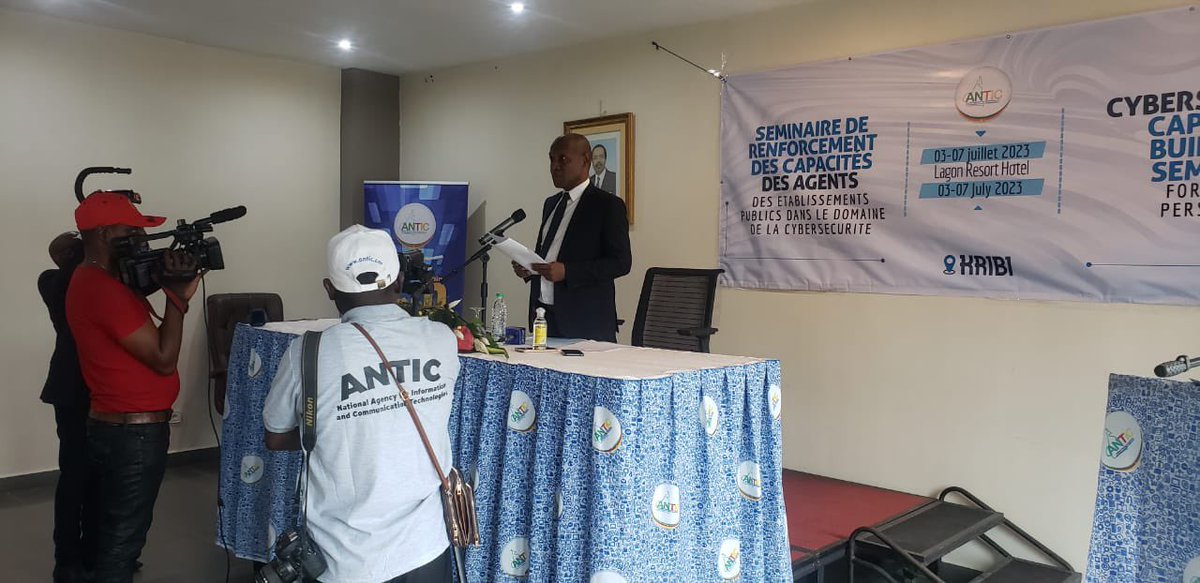 L'Agence Nationale des Technologies de l'Information et de la Communication a organisé du 02 au 06 juillet 2023 à Kribi, un séminaire de renforcement des capacités des personnels des Établissements et Entreprises publics dans le domaine des TIC.