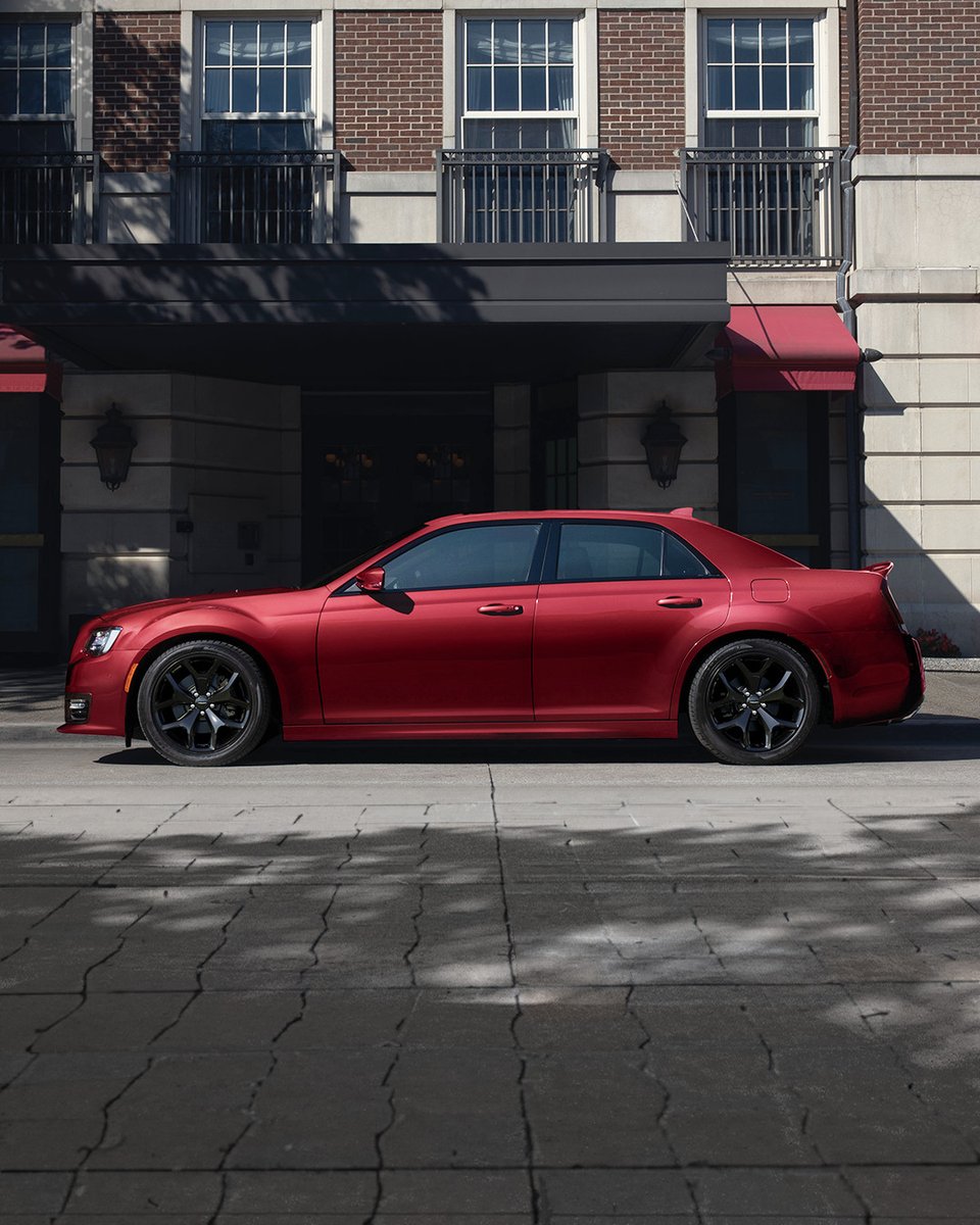 ChryslerCanada's tweet photo. The 🍎 of your eye. https://t.co/s1lvETBwbn