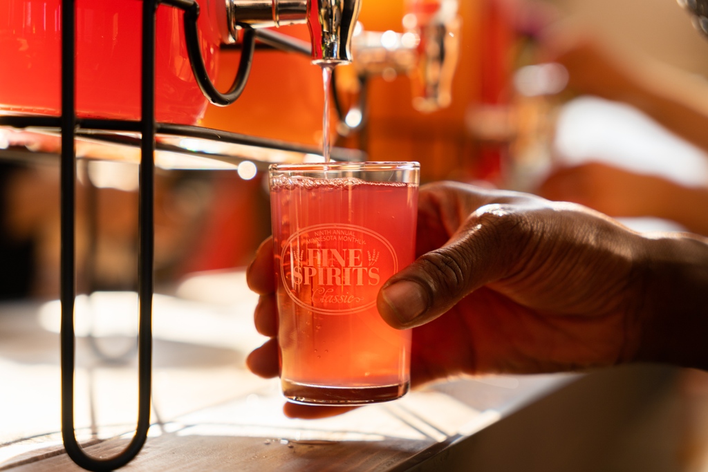 MNMOmag's tweet photo. Win TWO Tickets to Fine Spirits Classic! 🥃✨Join us for an unforgettable evening of taste sensations. 
Here’s how to enter:
1. Follow our page (@mnmomag).
2. Like this post.
3. Tag 1 friend in the comments who you'd love to join you at the event! https://t.co/7ufGaT9tQt