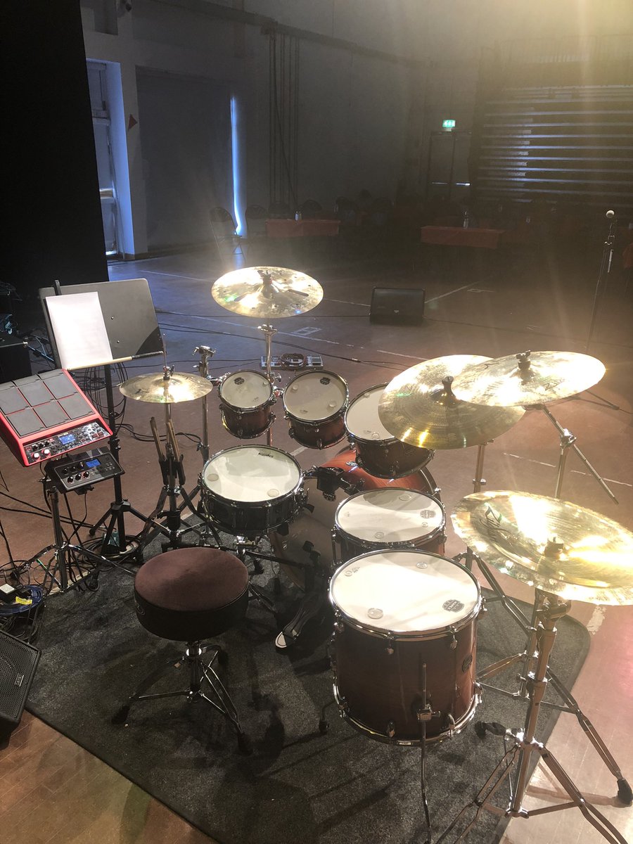 JTDrums1's tweet photo. School just got interesting!

#mapex #zildjian #vater #roland #spdsx #ead10 #drums #drummer #drumming #drumkit #drummerlife #schoolconcert #music #musician https://t.co/ZVD4cTKePj
