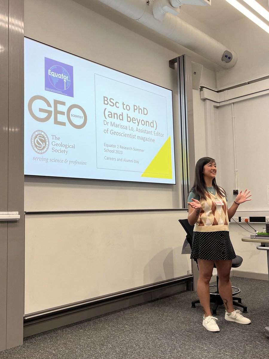 MarissaLoBot's tweet photo. I had the best time speaking at the #EquatorResearchSchool yesterday about my advice for students at different stages and my move into editing @geoscientistmag!

Endless thanks to @GilesPalaeoLab, @carbonatefan, and Alice Hui for inviting me and organising #EQUATOR2 ❤️ https://t.co/s3d1RfF5XC