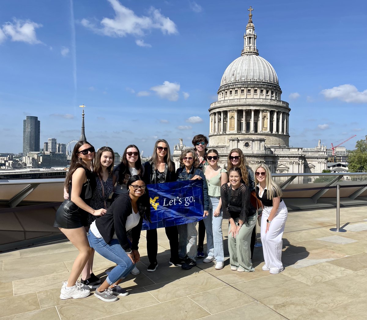 WVUSoN's tweet photo. Nine WVU School of Nursing students recently traveled to London as part of a study abroad trip to learn more about Britain’s healthcare system and to experience a new culture. 💛💙

https://t.co/tLrNoVpyz8 https://t.co/Bu4HJNC5i6