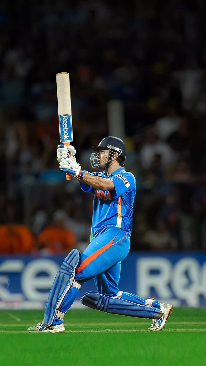 Utkarshh07's tweet photo. Happy birthday legend @msdhoni sir i don't have words to express you, you are the great sir https://t.co/RHuDIs5hJa
