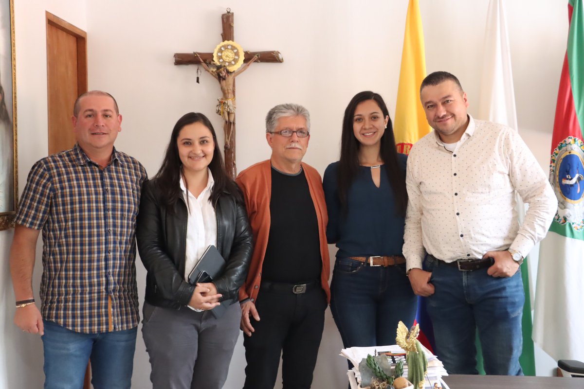 uimunicipalista's tweet photo. La #UIM en alianza con la Universidad de Granada @CanalUGR a través de #CICODE desarrolla su programa de cooperación internacional al desarrollo a #municipios de #Latam
Aportamos a la Alcaldía de Marinilla @mmarinillala con la cooperante María Auxiliadora Naranjo Tovar.
🧵 https://t.co/GJTkc5FV4L