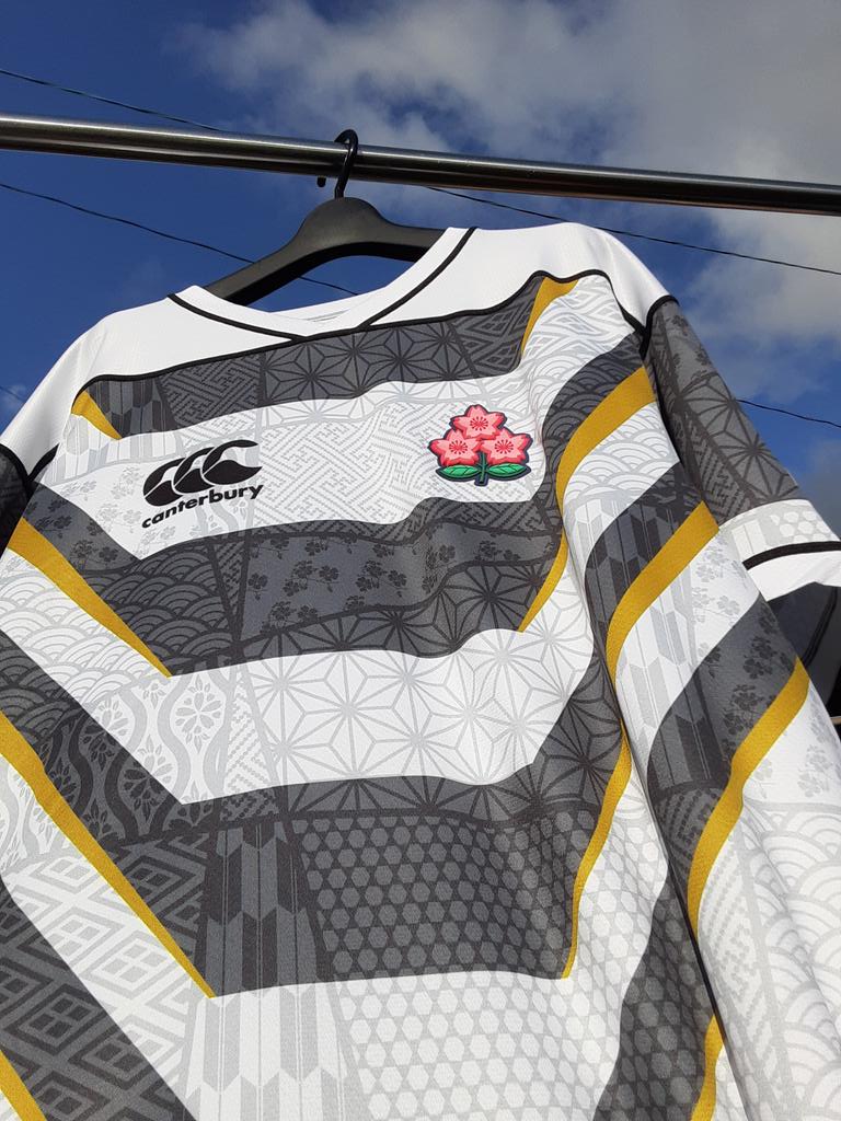 JAPAN_RUGBY2019's tweet image. 明日の試合は、エマージングブロッサム　ジャージなのだ。

#EmergingBlossoms 
#GoForwardAsOne
#WeAreBraveBlossoms
#braveblossoms