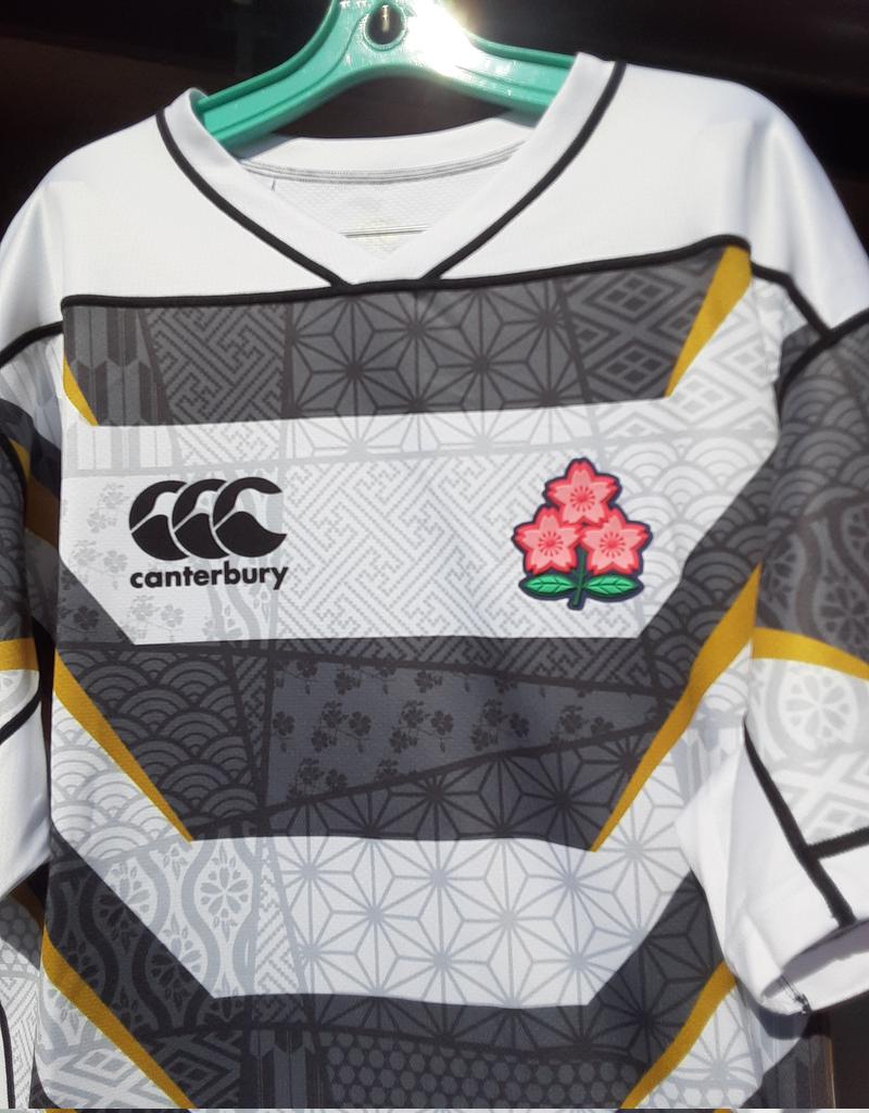 JAPAN_RUGBY2019's tweet image. 明日の試合は、エマージングブロッサム　ジャージなのだ。

#EmergingBlossoms 
#GoForwardAsOne
#WeAreBraveBlossoms
#braveblossoms