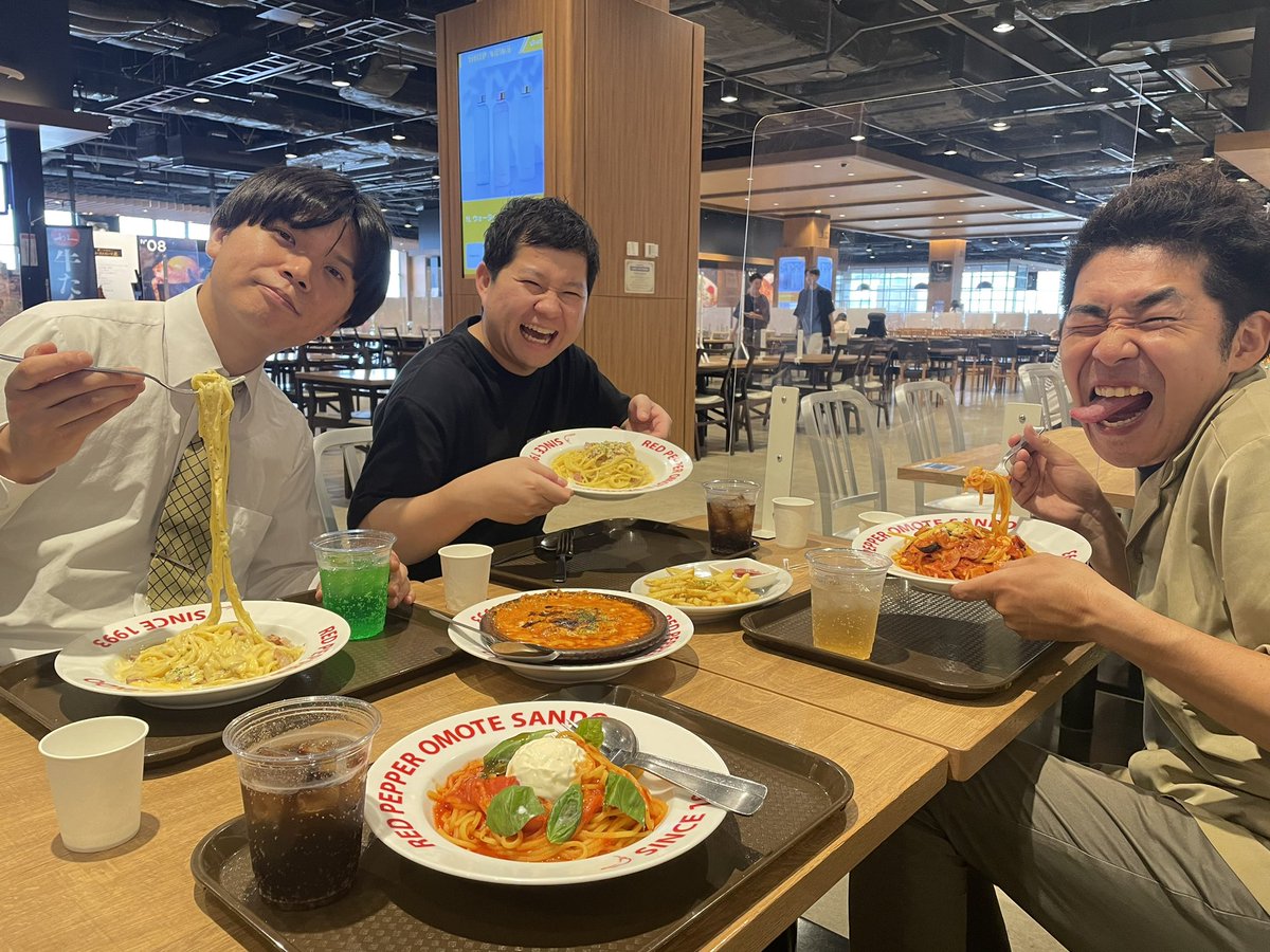 幕張2ステありがとうございました！
しずるKAƵMAさんに合間でPASTAご馳走になって帰りにCARで送ってもらうKAƵMADAYでした
まじイカしてるぜ🔥🔥 https://t.co/1XPAZKoLcp