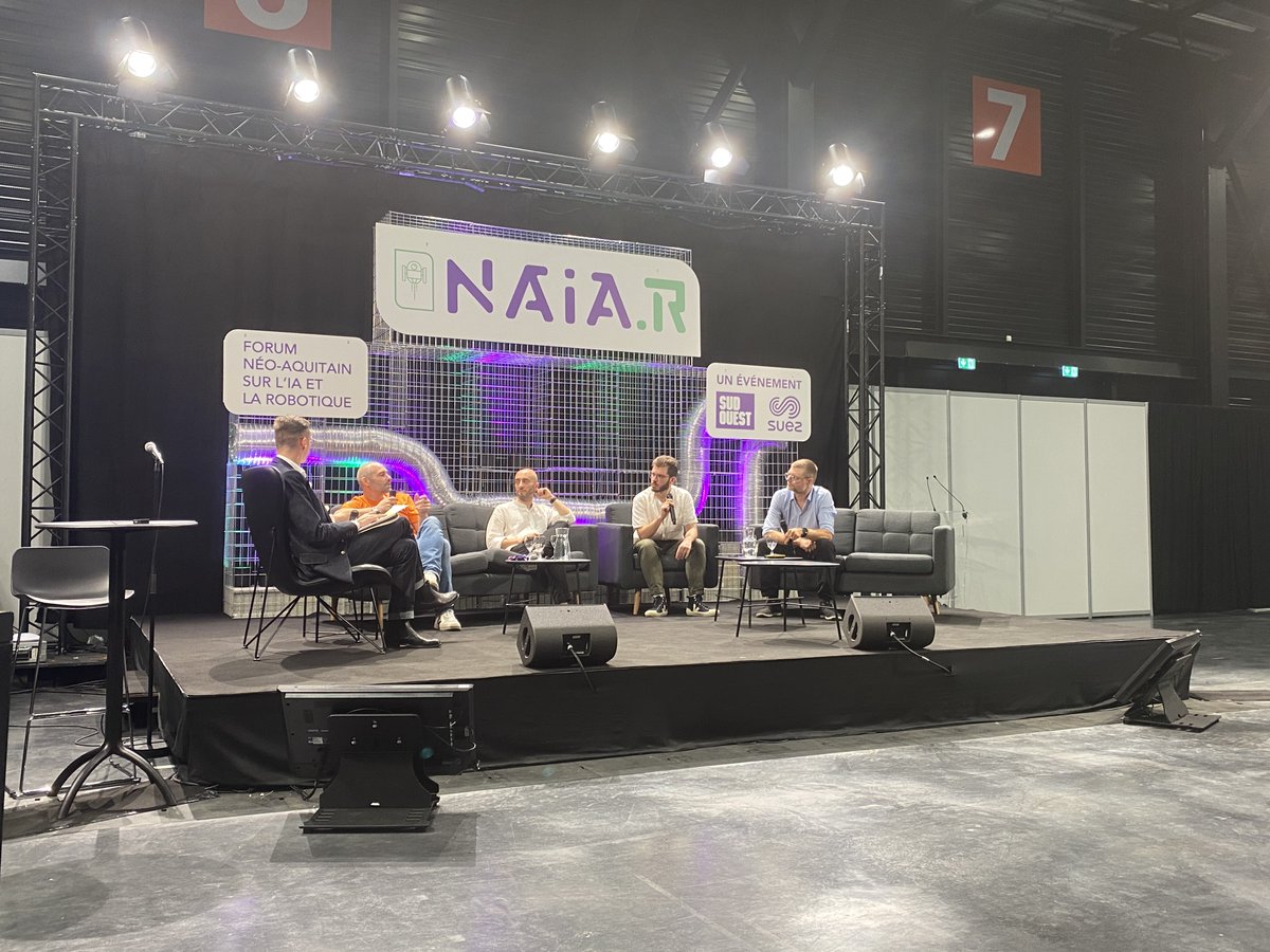 Naia (@naia_r_bordeaux) on Twitter photo 🎨Echanges autour de la place du design et des métiers de la création du fait de l'évolution de la robotique et de l'#IA avec Angelo Chiacchio, Clément Borja, Pierre Durand Siboulet et <a href="/Rrfly/">Richard Malterre</a>.
<a href="/UbisoftFR/">Ubisoft FR 🇫🇷</a> <a href="/EnchantedTools/">Enchanted Tools</a> <a href="/nodesign/">Jean-Louis Frechin🇪🇺</a> 🎨Echanges autour de la place du design et des métiers de la création du fait de l'évolution de la robotique et de l'#IA avec Angelo Chiacchio, Clément Borja, Pierre Durand Siboulet et <a href="/Rrfly/">Richard Malterre</a>.
<a href="/UbisoftFR/">Ubisoft FR 🇫🇷</a> <a href="/EnchantedTools/">Enchanted Tools</a> <a href="/nodesign/">Jean-Louis Frechin🇪🇺</a>