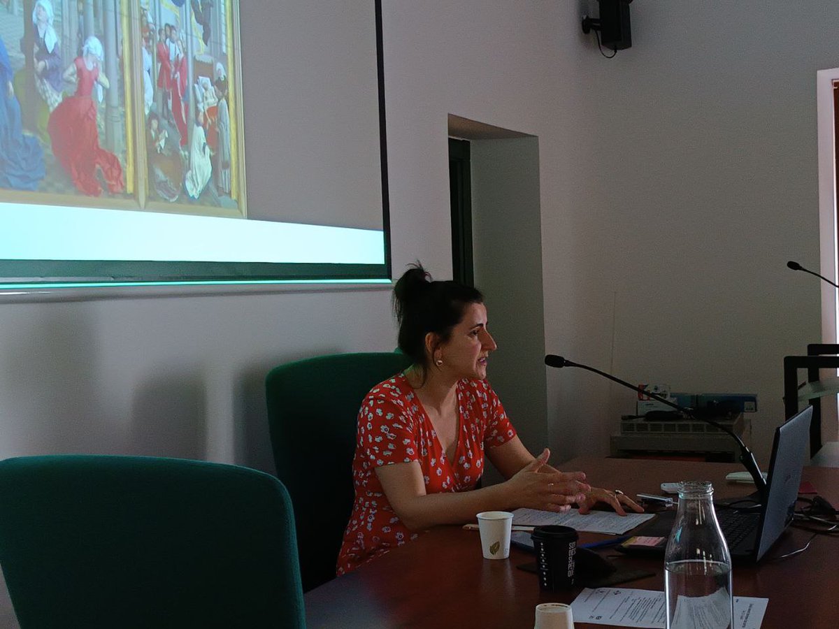ueu_orokorra's tweet photo. 3. LITURGIA ZAHARRAK ETA BERRIAK.
Hitzaldia: Zaharrak berri: Erdi Aro eta Aro Berriko artearen historia egiten jarraitu daiteke.
- Aintzane Erkizia Martikorena (Artearen Historian doktorea eta UPV/EHUko irakaslea
#UI51 #EuskalArtea #ElkarEkin #Eibar https://t.co/LCLltGla7S
