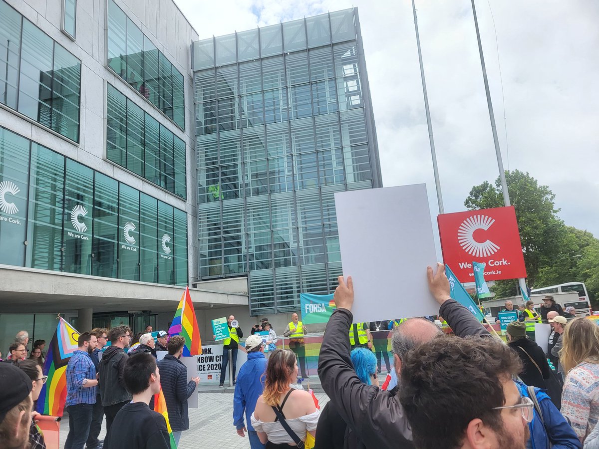 niallmurray1's tweet photo. I joined @forsa_union_ie march from Central Library to City Hall - site of Cork's Carnegie Library 1905-1920 - because it's beyond time @corkcitycouncil stood up for + protected its @corkcitylibrary staff against harassment in the workplace.
Oh and
Hate Speech is NOT Free Speech. https://t.co/Eei4FQElgR