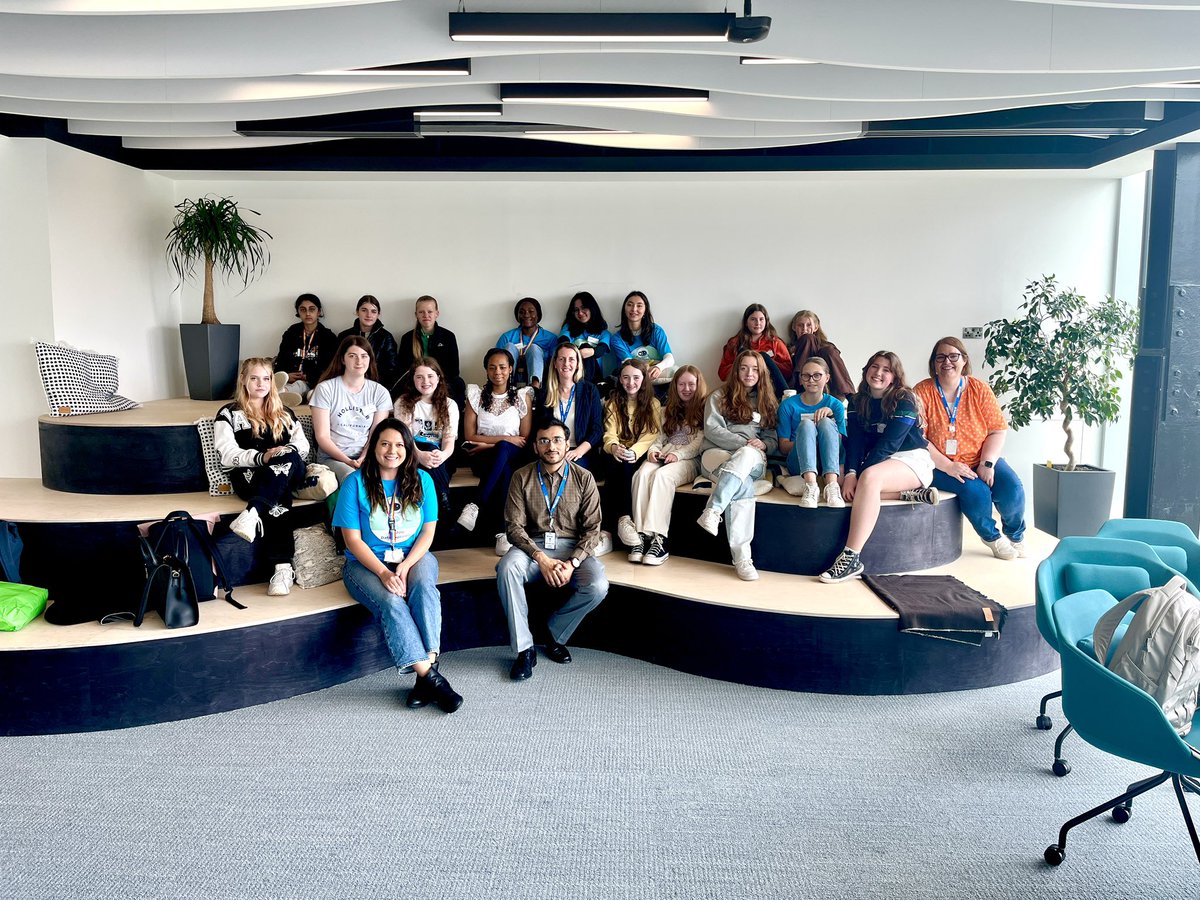 TeenTurn's tweet image. The must have group shots as we prepare to watch the PSAs created by the girls all week. They took data from CODAP to graph and chart their issues and make their PSA as #DataExplorers with @LifeAtNetApp volunteers. A great week of knowledge and empowerment. #STEMInside