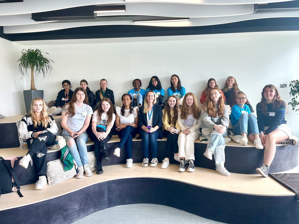 TeenTurn's tweet image. The must have group shots as we prepare to watch the PSAs created by the girls all week. They took data from CODAP to graph and chart their issues and make their PSA as #DataExplorers with @LifeAtNetApp volunteers. A great week of knowledge and empowerment. #STEMInside