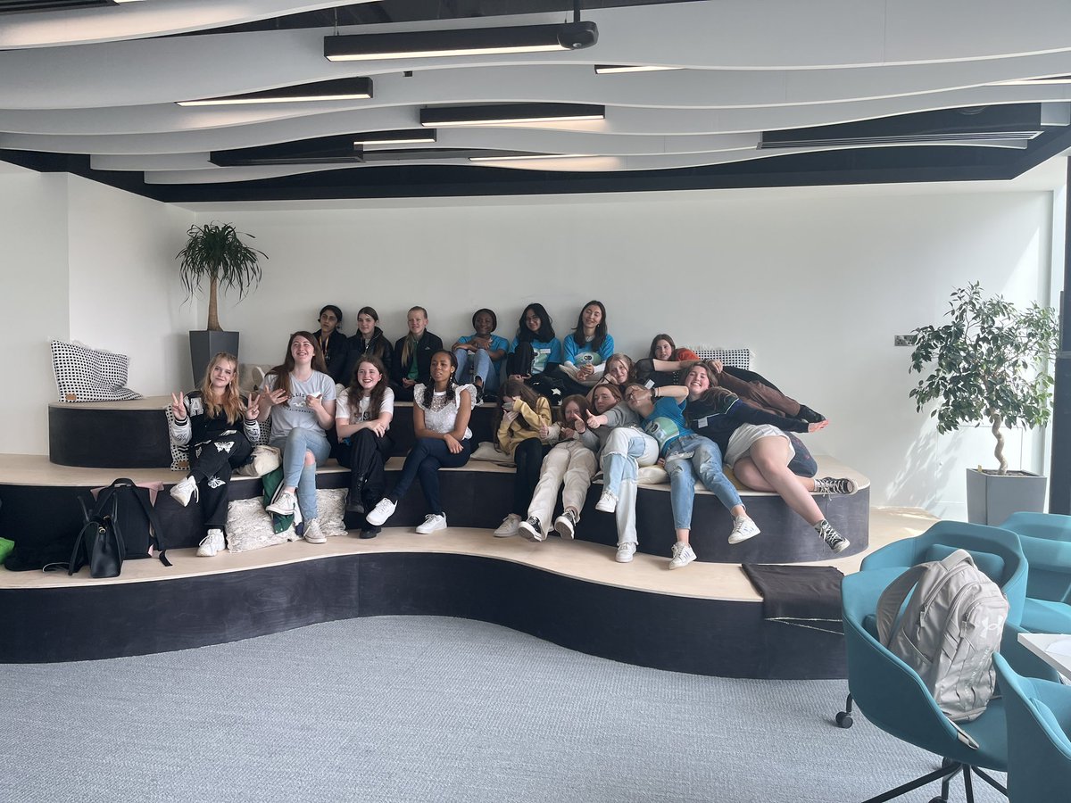 TeenTurn's tweet image. The must have group shots as we prepare to watch the PSAs created by the girls all week. They took data from CODAP to graph and chart their issues and make their PSA as #DataExplorers with @LifeAtNetApp volunteers. A great week of knowledge and empowerment. #STEMInside