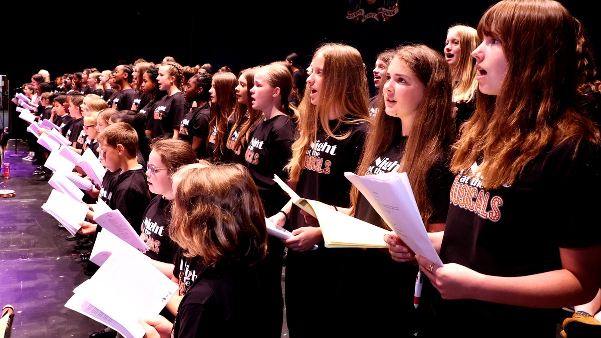 portsmouthmusic's tweet photo. Last night on the @PortsmouthGhall stage, A Night at the Musicals brought together @RMSchoolofMusic, instrumentalists from @PGS1732, and a vibrant choir consisting of talented young performers from across the city.

📸 https://t.co/J7JAOv6BQV https://t.co/9SBUJDcNBY