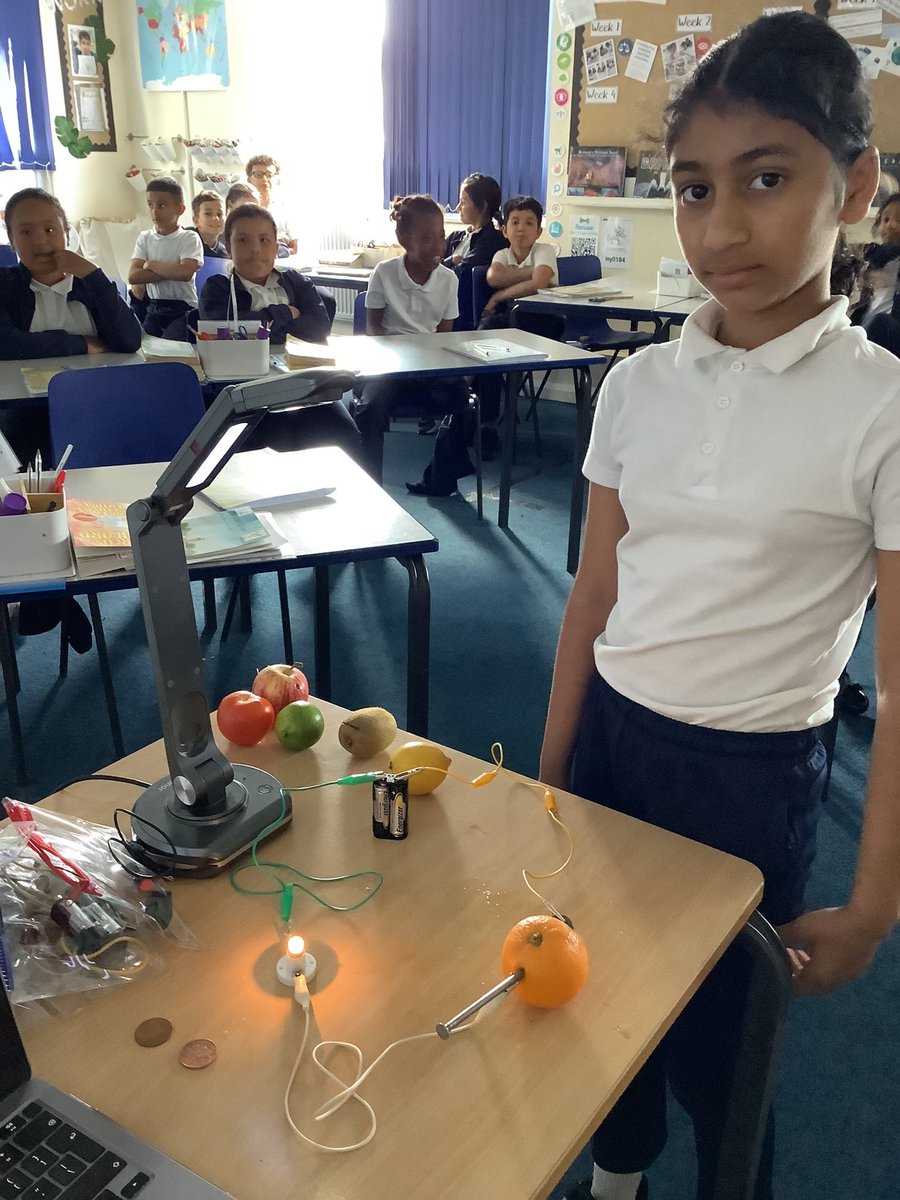 Y4stsilasREMAT's tweet photo. In Science this week, we tested different fruits to see if they could conduct electricity! We found out the citrus fruits are conductors of electricity due to the citric acid inside them! ππβ‘οΈ #SilasScience #ThinkLikeAScientist @stsilasschool https://t.co/4ewsCDZfVs