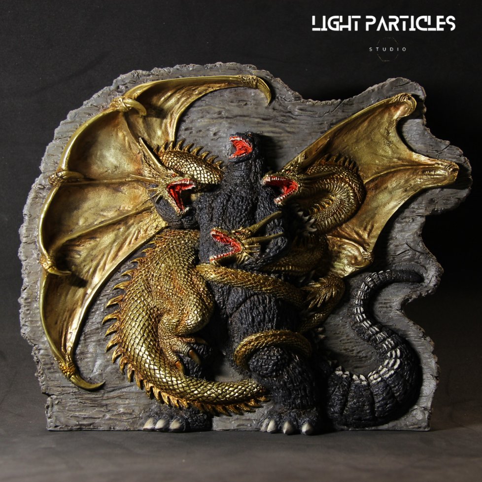 LightPartSt's tweet photo. [Personal Paint Work] GOWROW Godzilla VS King Ghidorah (1991) 

Painting this GK was really fun. Hope everyone like it~

Sculptor: GOWROW
Painter: @LightPartSt

#Godzilla  #ゴジラ #GOWROW #GodzillavsKingGhidorah #キングギドラ #ゴジラvsキングギドラ #ゴジラ1991 https://t.co/qyb8GH4qXN