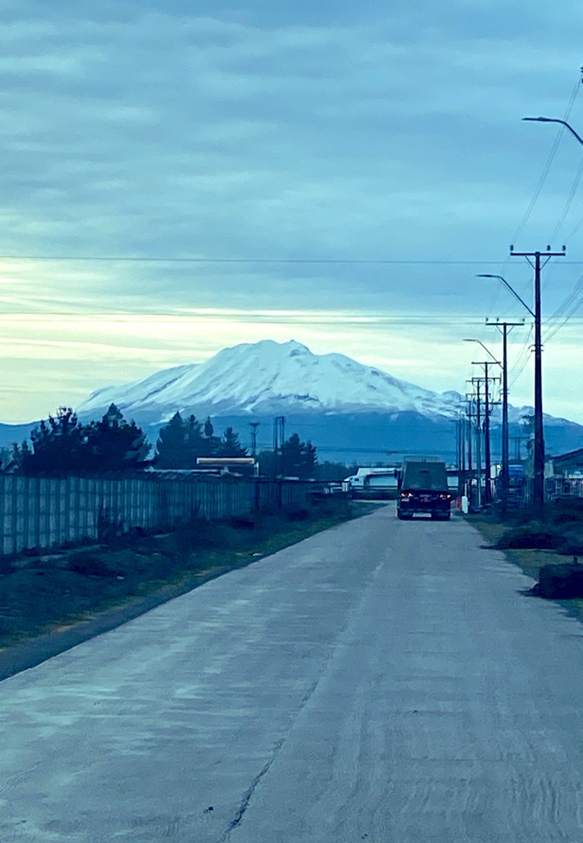 albofabich's tweet photo. Saliendo de la ofi 😍😍😍 #VolcanCalbuco https://t.co/cry56QCNq3