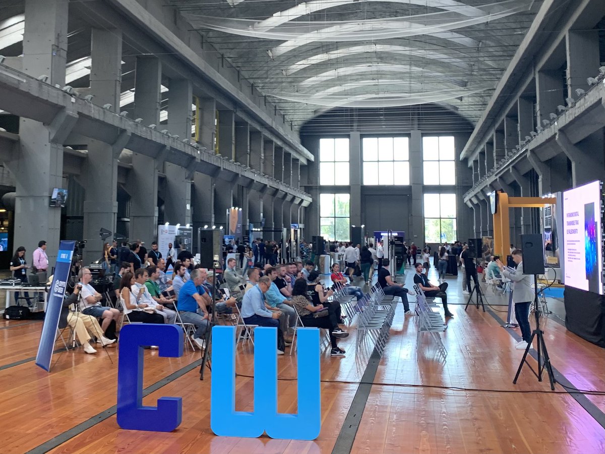 MineandmoreES's tweet photo. Arranca @CryptoWeekMad, muchas ponencias, muchas empresas y muchas ganas de que el ecosistema siga creciendo https://t.co/ta5A9oUoq6