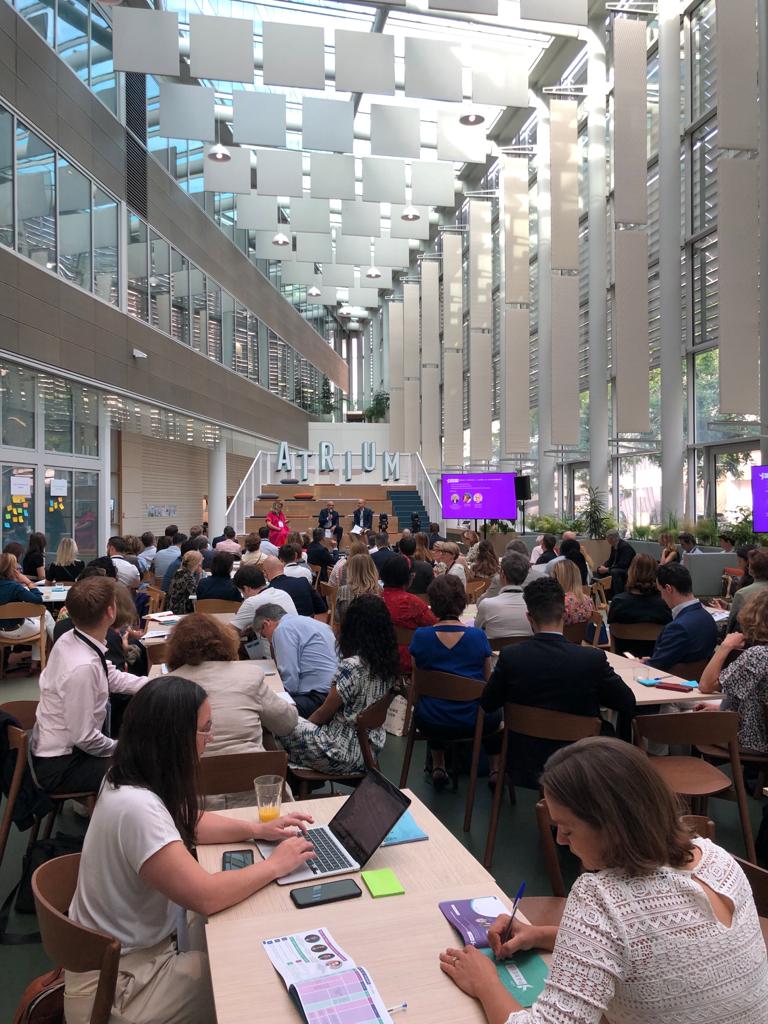 En direct des #datatransformeurs ! La science d’aujourd’hui se fait avec les data, la santé de demain sera-t-elle algorithmique ?