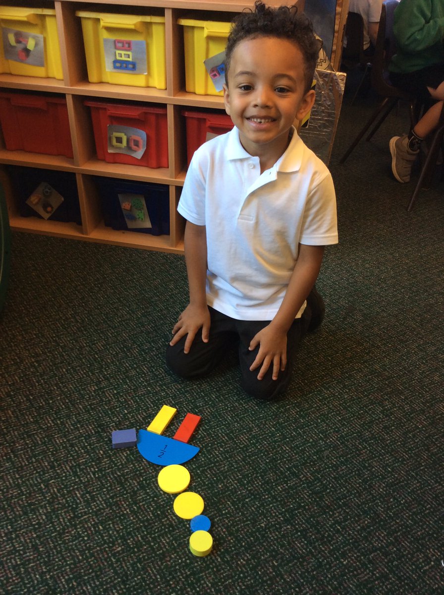 EyfsLakeside's tweet photo. Fun Friday morning activities in RW. https://t.co/VIQ5jZ3jDy