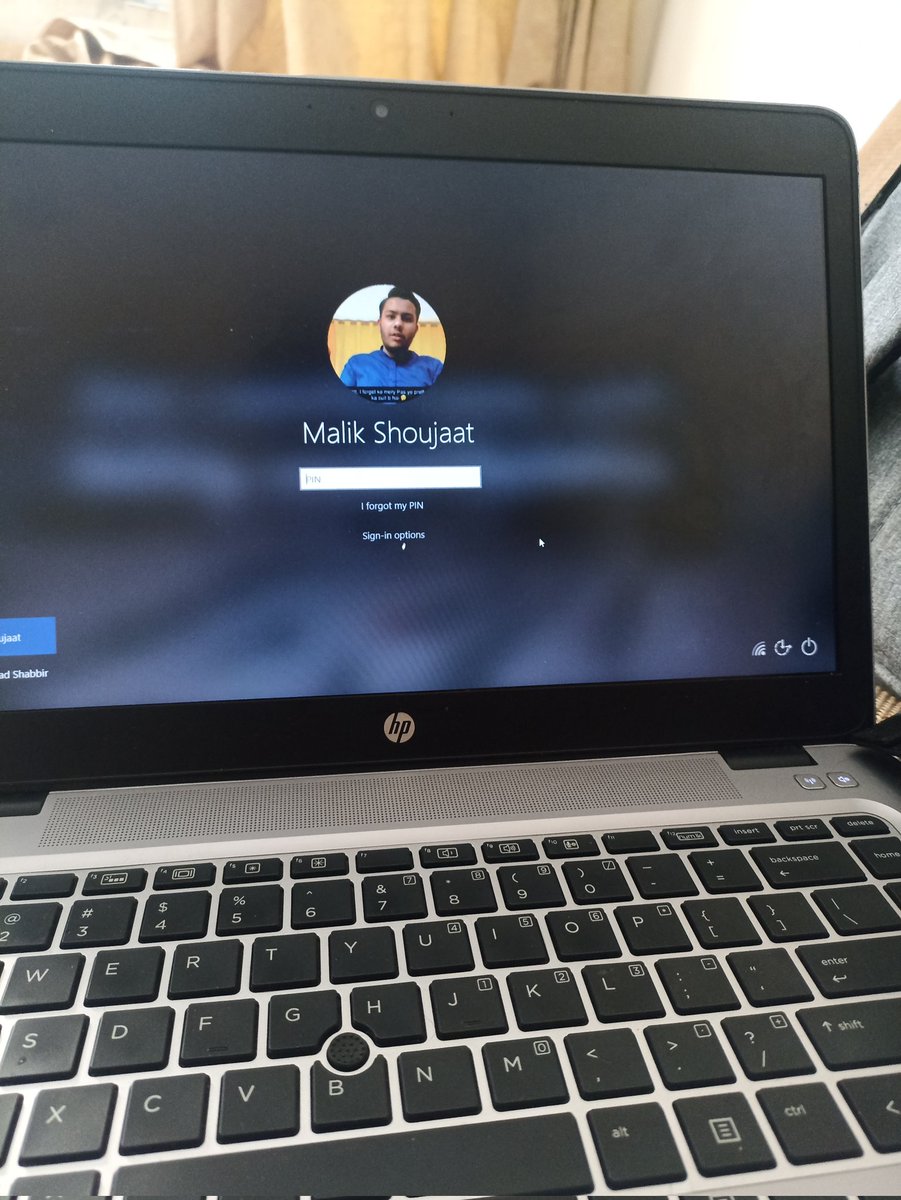 Malok_Shoujaat's tweet photo. Self Earned Laptop 💻 at my 19 years age. 

No Kickbacks, No Commission and no Any Thief name there. 

Alhumdullah ❤️ ~ All Glory Belongs to Allah Almighty ❤️. 

#PMLaptopScheme | #Laptop | #PMLS https://t.co/l5ZC7jvh2z