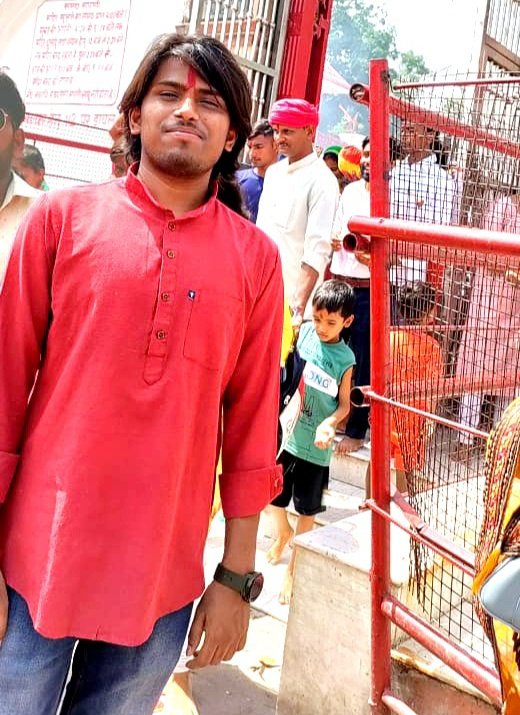 Robin_yadav75's tweet photo. 🔱🔱
#HarHarMahadevॐ #Bihar #mandir https://t.co/H3eeahK189