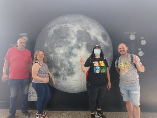FAdsisValencia's tweet photo. Desde el proyecto #PilotemCV visitamos el Museu de les ciències de València, donde disfrutamos de una mañana divertida y llena de conocimiento.

@GVAinclusio @inclusiongob @P_Recuperacion #NextGenerationEU https://t.co/VzzCTVoNZk