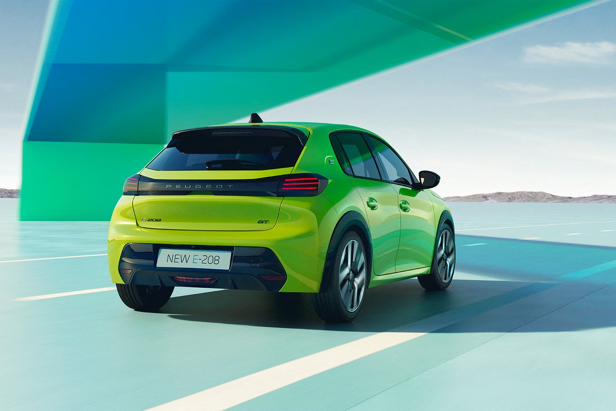 PeugeotFR's tweet photo. L’Allure est éternelle. Nouvelle #PeugeotE208 100% #Electrique https://t.co/8BQI75Bi7G