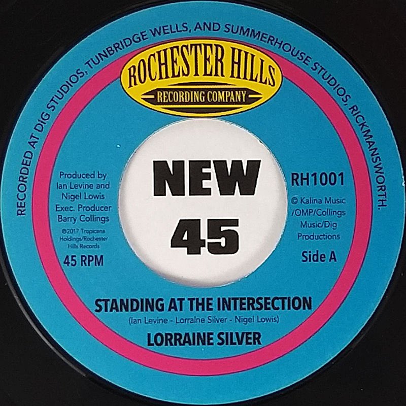 SUNDAY 2-4 <a href="/BBC3CR/">BBC Beds, Herts & Bucks</a> some fab oldies + the amazing <a href="/lorrainesilver/">Lorraine Silver</a> who released her first single when she was 13 in 1965! She explains what’s happened since ahead of her #NorthernSoul gig with <a href="/thesignaturesuk/">The Signatures, Band</a> at <a href="/StablesMK/">The Stables MK</a> on July 15th
Listen on <a href="/BBCSounds/">BBC Sounds</a>