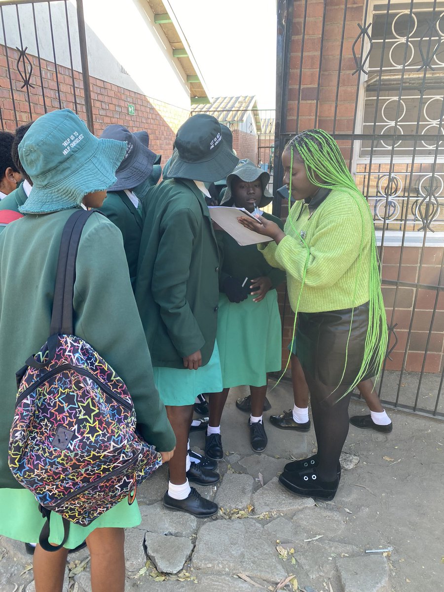 joyrukanza's tweet photo. Celebrating my album that is all about transformation by sharing my journey, hoping to touch and change
someone's life the same way those that came before me did 💚🦋#MMFSalbum https://t.co/ISMcgqk9Ik