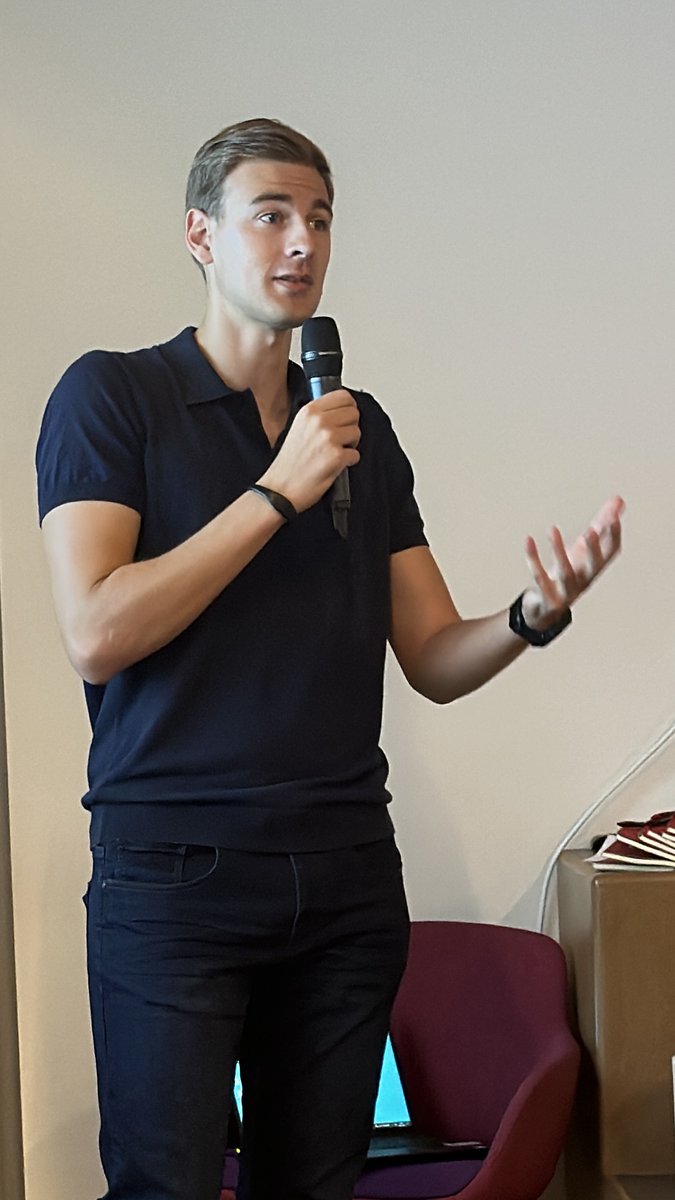 Maison_IA's tweet image. 🔴Lancement de la 2ème journée avec @NovationCity #AIFACTORY🤩

Au programme de la matinée👇
✔️Pitch start-ups #AIFACTORY
✔️Intervention de @IMREDD_uca
✔️Présentation @Cluster_IA @FerbachAlan
✔️Rencontre &amp;amp; échanges entre acteurs azuréens et startups tunisiennes