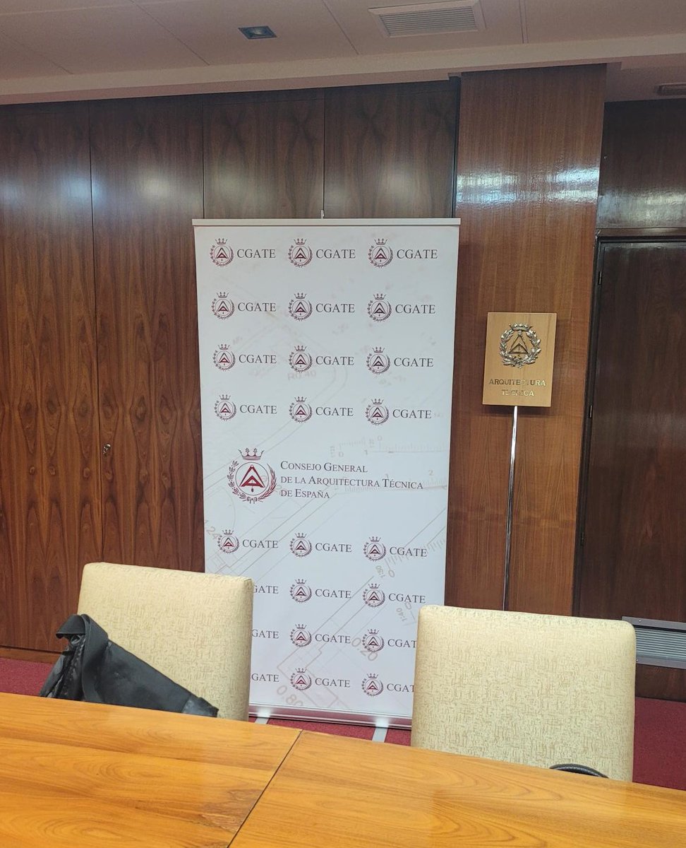 SikaSpain's tweet photo. #sevienencositas 

No paramos ...

El jueves estuvimos grabando en la sede del #CGATEsp un nuevo #podcastSika #desafío3050 tratando en este caso la problemática del gas Radón 

En pocos días tendréis la grabación online en  las principales plataformas de podcast https://t.co/gMksqsEzuw