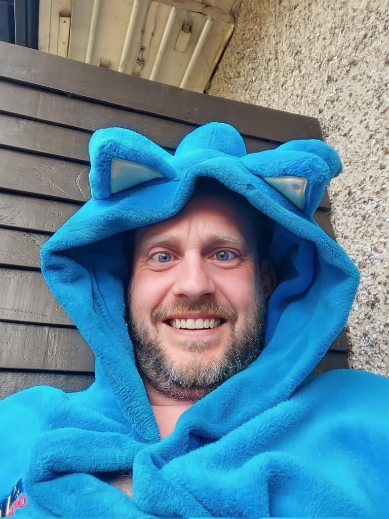 WaNoS463's tweet photo. @rebecca_keatley @WarrickBP Weekend started early.... teachers strike!

Ps. I'm dressed for it! https://t.co/E0yAgvT2iG