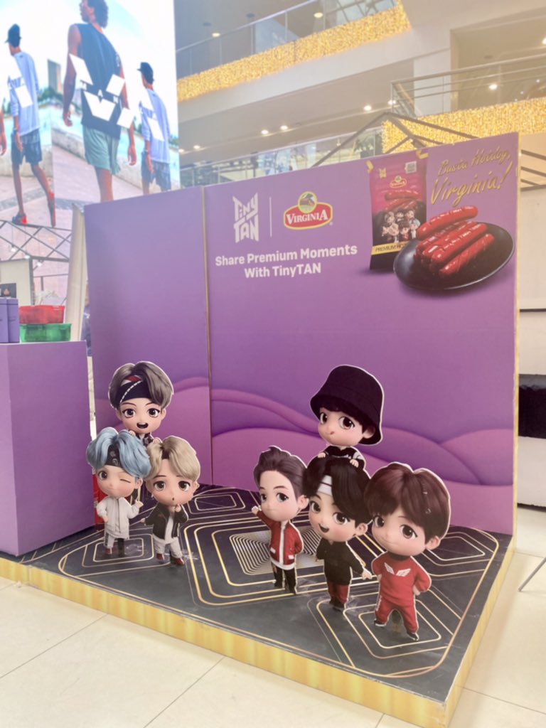 iloveglorietta's tweet image. Go on an incredible journey with BTS as #FeedYourSeoul presents ARMY Memoirs: A decade with BTS. 💜

Join the fun and make unforgettable memories with your fellow ARMYs. Don&apos;t miss out on exciting activities and amazing merch up for grabs  #HereAtGlorietta! 🥰✨