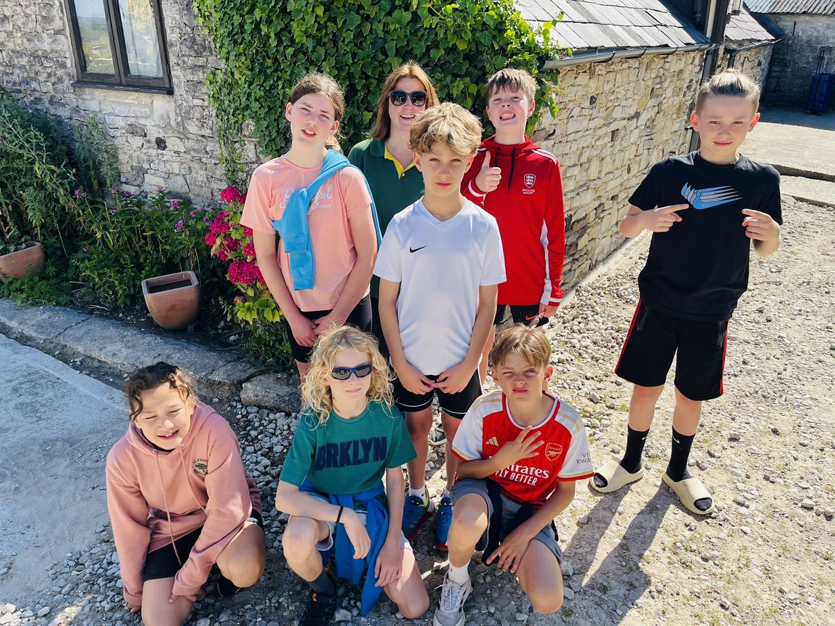 StJohns_Redhill's tweet photo. Blink and you miss it! Such an incredible week with these little (and big) stars! Something tells me this coach journey is going to be quiet🥱😴 Thank you @brenscombe 💚 @theoeap @CLOtC @AHOECUK @GreensandMAT https://t.co/5gsvcYcbH7