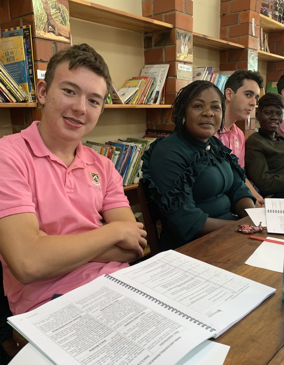 SPSPartnerships's tweet photo. Today, the #Pauls4All team are learning about #jollyphonics alongside @BOZambia Zambian teachers #SDGs #Zambia @StPaulsSchool @schoolstogether https://t.co/dSi1QS6s1e