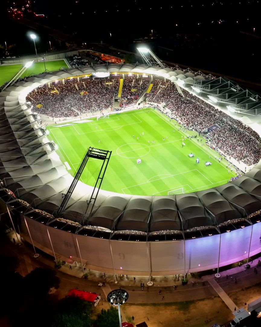 C’EST LA MEILLEUR TRIBUNE DU CHAMPIONNAT 👏👏

LE VIRAGE BRICE QUI CHANTE POUR TOLOSA 👏👏

TOUS OBSÉDÉS PAR LA MÊME IDÉE 👏👏

ENCOURAGER LES GARS DU TFC 👏👏

ALLLLERRRRRRRRRR 📢📢📢

LALALALALALALALALALALA 🎶🎶
LALALALA 🎶🎶
LALALALALALA 🎶🎶

Putain c’est long… 🗓️