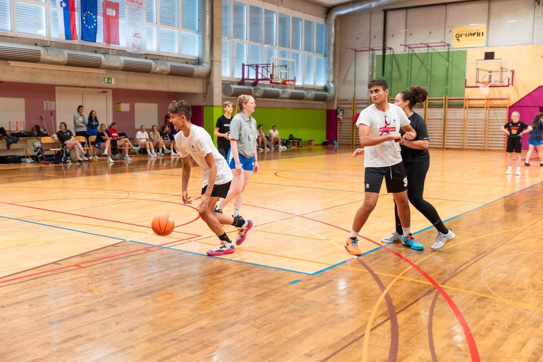 Arlene Legge (@arls69) on Twitter photo @FIBAEuropean Women's Basketball Summit Day2 - Classroom & Coaching <a href="/basketballscot/">basketballscotland</a> <a href="/bballblaze/">Boroughmuir Blaze</a> @FIBAEuropean Women's Basketball Summit Day2 - Classroom & Coaching <a href="/basketballscot/">basketballscotland</a> <a href="/bballblaze/">Boroughmuir Blaze</a>
