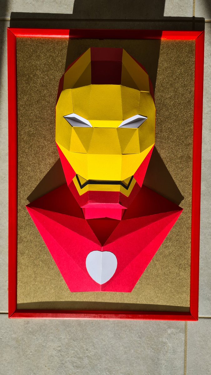 MangaTrophy's tweet photo. @WankilStudio Bonjour !
Je fais des bustes en papier 3D 😊 https://t.co/KzrLW6ZnJx