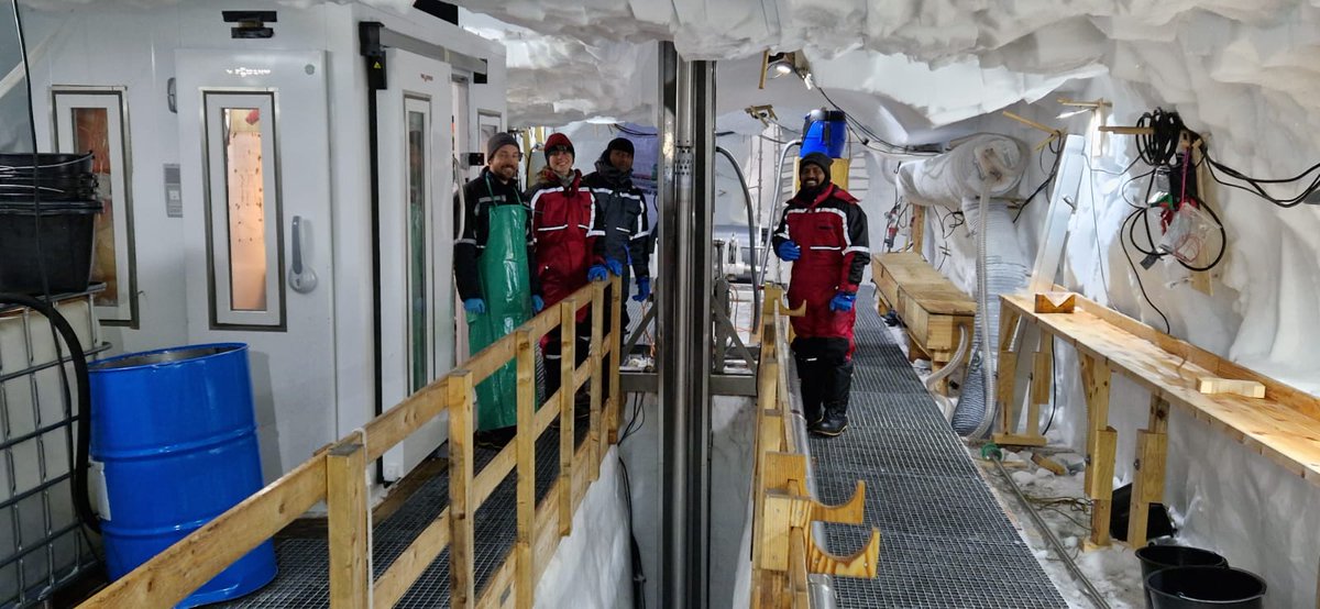 ncaor_goa's tweet photo. During the @egripcamp field season (June) 2023, the team drilled ice core of more than 150m. The Indian participation at the #EGRIP field camp will greatly benefit #NCPOR in future to take up the deep ice core drilling projects in Polar Regions.
@moesgoi @Ravi_MoES @TMeloth https://t.co/US8vS7xUM0